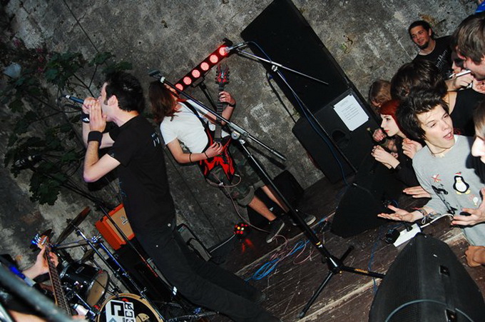 Gitarijada Za šaku metala 2012, foto: Tea Balog Gitarijada Za šaku metala 2012, foto: Tea Balog