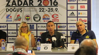 Proslavljeni treneri otvorili treće izdanje Dogus basketball tournamenta! Proslavljeni treneri otvorili treće izdanje Dogus basketball tournamenta!