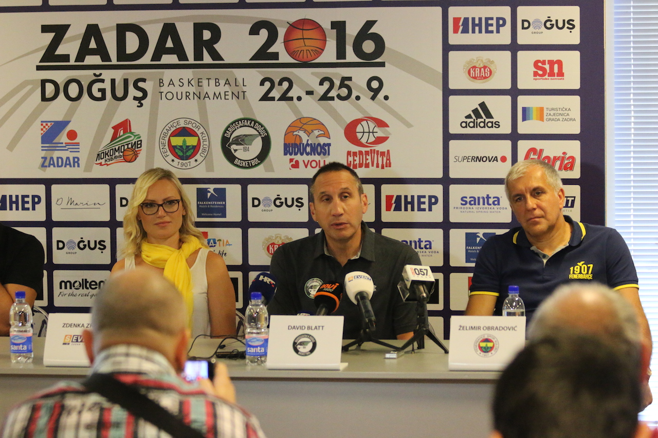 Proslavljeni treneri otvorili treće izdanje Dogus basketball tournamenta! Proslavljeni treneri otvorili treće izdanje Dogus basketball tournamenta!