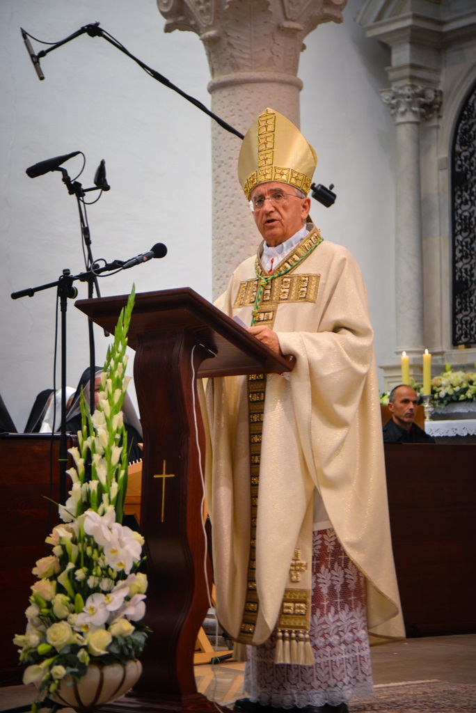 Nadbiskup Puljić predvodio svečano misno slavlje u crkvi. sv. Marije u sklopu obilježavanja 950. obljetnice spomena samostana. Foto: Iva Perinčić