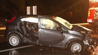 Vodice: U sudaru automobila i autobusa tri osobe ozlijeđene, a autobus završio na boku