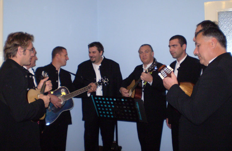 Klapa Kontrada u Klubu Zadrana u Zagrebu