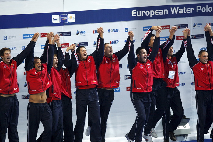 Zagreb, 110910.
Bazen Mladosti na Savi.
29. Europsko prvenstvo u vaterpolu,
Finalna utakmica za pobjednika Europskog prvenstva u vaterpolu  Hrvatska – Italija.
Na slici: Slavlje pobjednika.
Foto: Goran Mehkek / CROPIX