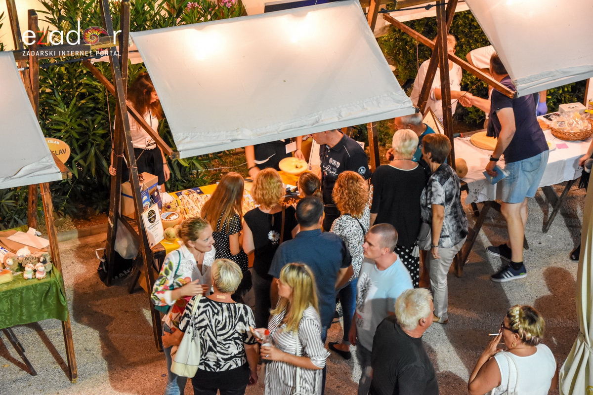 4. Fešta od sira u Kolanu