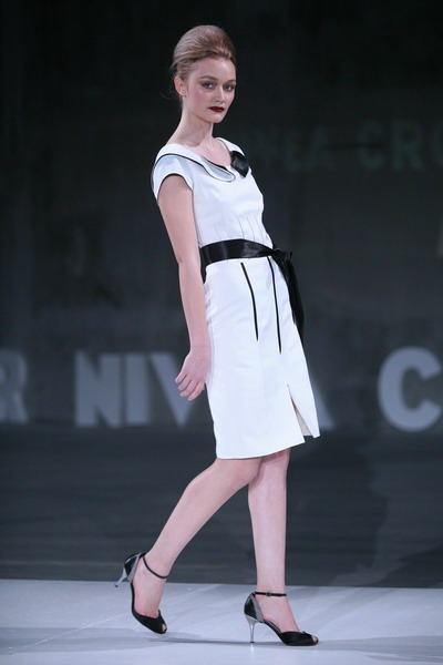 U trgovackom centru West gate sinoc zapoceo modni dogadjaj Nivea Cro A Porter. U trgovackom centru West gate sinoc zapoceo modni dogadjaj Nivea Cro A Porter.