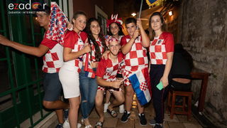 Čudesna noć: Velika fešta ulicama Zadra nakon plasmana Vatrenih u finale SP Čudesna noć: Velika fešta ulicama Zadra nakon plasmana Vatrenih u finale SP