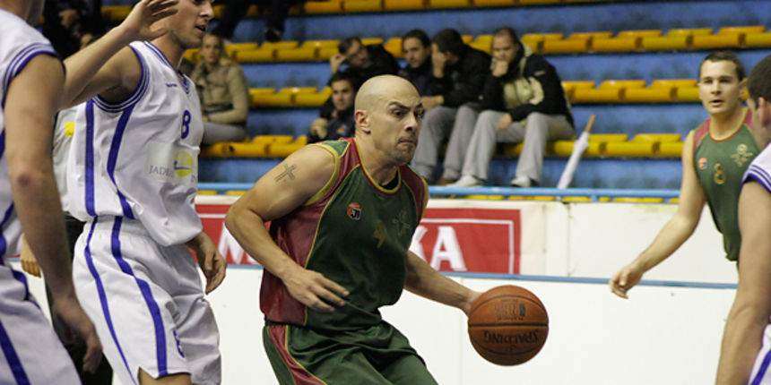 KK Pet Bunara – KK Voštarnica (foto:Saša Čuka) KK Pet Bunara – KK Voštarnica (foto:Saša Čuka)