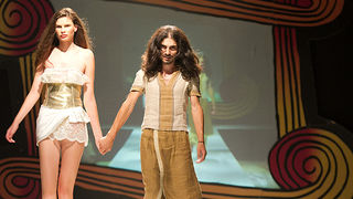 Trodnevna modna manifestacija Zadar fashion nights održava se na Trgu Ivana Pavla II. Prve večeri, pod nazivom ‘Urban Night’ predstavili su se kreatori i modne kuće: Toni Brekalo, Galko, Callegari, Oktan, Ana Milin i Margarete Ete. U glazbenom dijelu prog Trodnevna modna manifestacija Zadar fashion nights održava se na Trgu Ivana Pavla II. Prve večeri, pod nazivom ‘Urban Night’ predstavili su se kreatori i modne kuće: Toni Brekalo, Galko, Callegari, Oktan, Ana Milin i Margarete Ete. U glazbenom dijelu prog