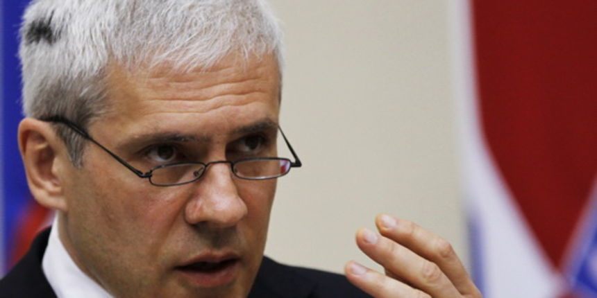 Sarajevo, 290510.
U Sarajevu se odrzava dvodnevna 21. sesija Igmanske incijative. Na njoj prisustvuju predsjednici susjednih zemalja Bosne i Hercegovine.
Na slici: Predsjednik Srbije Boris Tadic
Foto: Dado Ruvic / CROPIX Sarajevo, 290510.
U Sarajevu se odrzava dvodnevna 21. sesija Igmanske incijative. Na njoj prisustvuju predsjednici susjednih zemalja Bosne i Hercegovine.
Na slici: Predsjednik Srbije Boris Tadic
Foto: Dado Ruvic / CROPIX