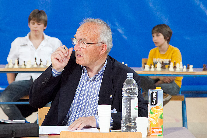 Bibinje: Alternativna sahovska simultanka 13. svibnja 2011, Foto: leo Banic Bibinje: Alternativna sahovska simultanka 13. svibnja 2011, Foto: leo Banic