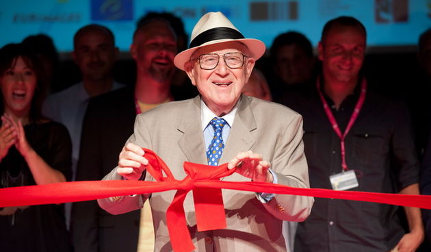 Zadar, 310812
Veceras je u Kazalistu lutaka svecanom ceremonijom dodjele nagrada i projekcijom filma Skylab redateljice Julie Delpy zatvoren 3. Avvantura festival film forum Zadar.
Na fotografiji:  producent Branko Lustig zatvara festival
Foto: Luka Gerla