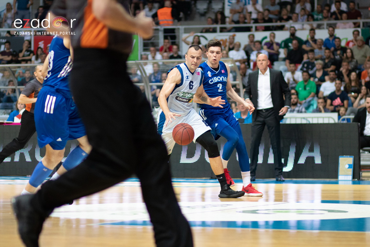 Polufinale doigravanja HT Premijer lige, 1. utakmica: KK Zadar – KK Cibona 89-78