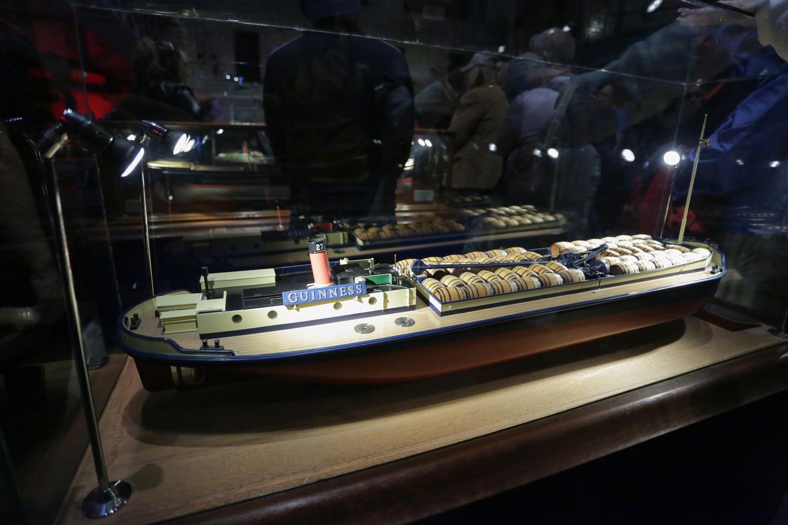 Dublin: Guinness Storehouse jedna je od najposjećenijih turističkih atrakcija Dublin: Guinness Storehouse jedna je od najposjećenijih turističkih atrakcija