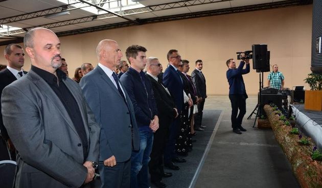 Ministar Jakovina u pogon pustio postrojenje na biomasu za potrebe drvne industrije