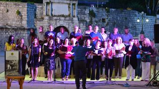 Zbor Petar Zoranić nastupio na Zadar classic open air-u