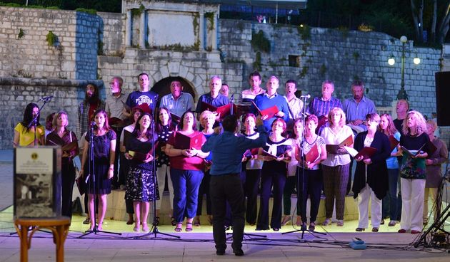 Zbor Petar Zoranić nastupio na Zadar classic open air-u