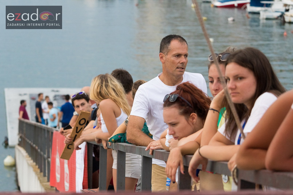6. “Jadranov veslački dvoboj” osmeraca u uvali Jazine 6. “Jadranov veslački dvoboj” osmeraca u uvali Jazine