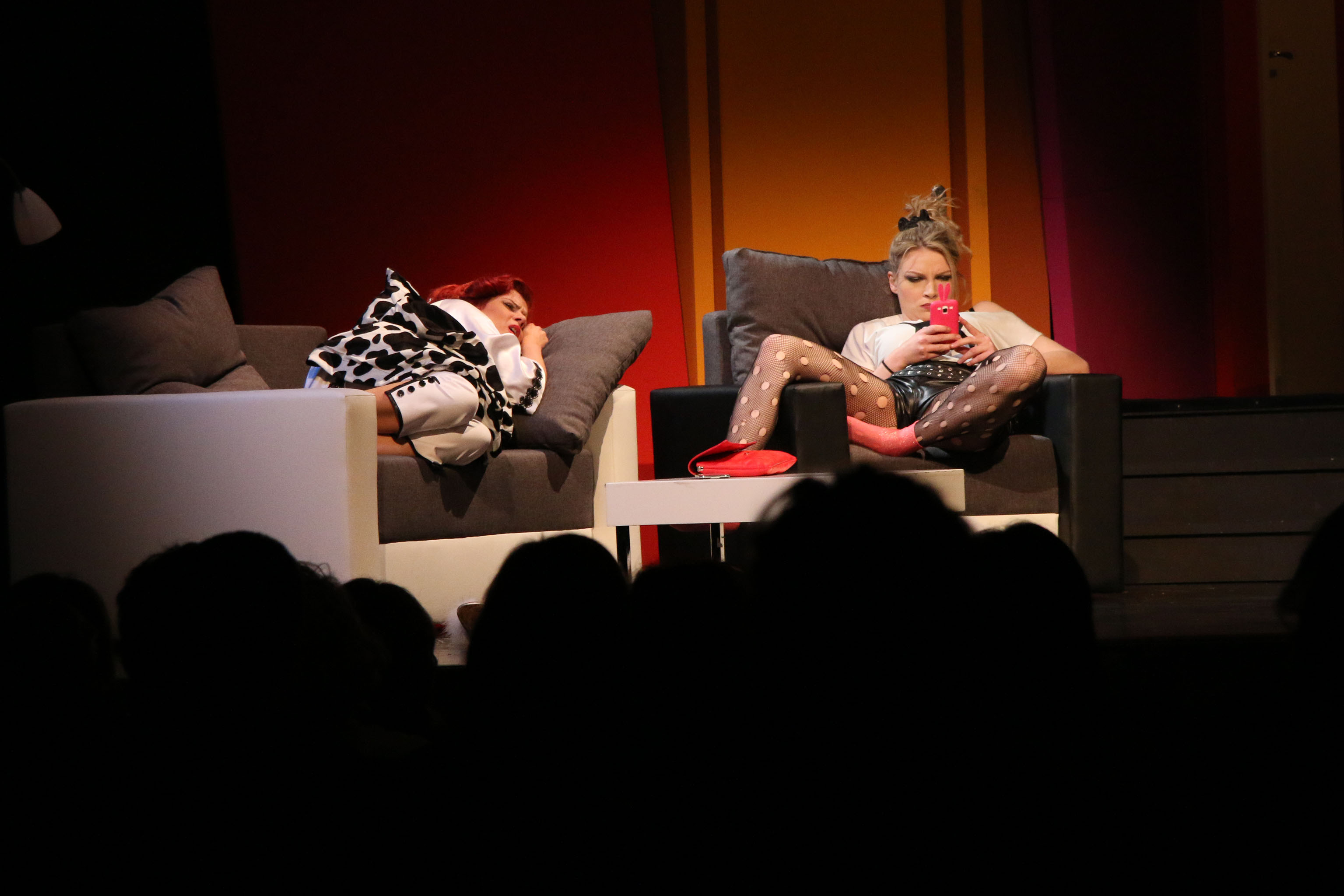 HNK Zadar: Premijera predstave “Besplatan Wi-Fi”