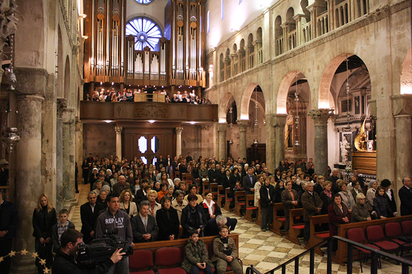 Veliki Četvrtak u katedrali sv. Stošije (Foto:Saša Čuka)