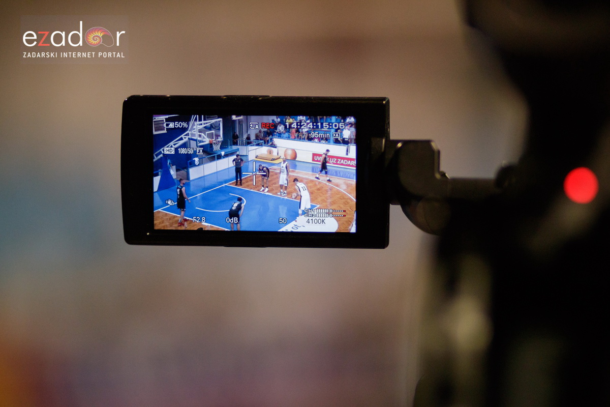 Humanitarna utakmica u Jazinama: KK Zadar – KK Diadora Humanitarna utakmica u Jazinama: KK Zadar – KK Diadora