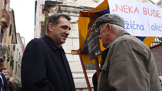 Image 1033367 (auto) Image 1033367 (auto)