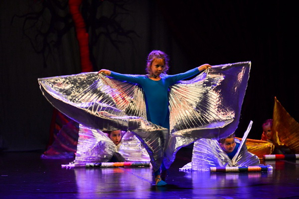 Circo Art u HNK Zadar izveo predstavu “Povratak u prirodu”