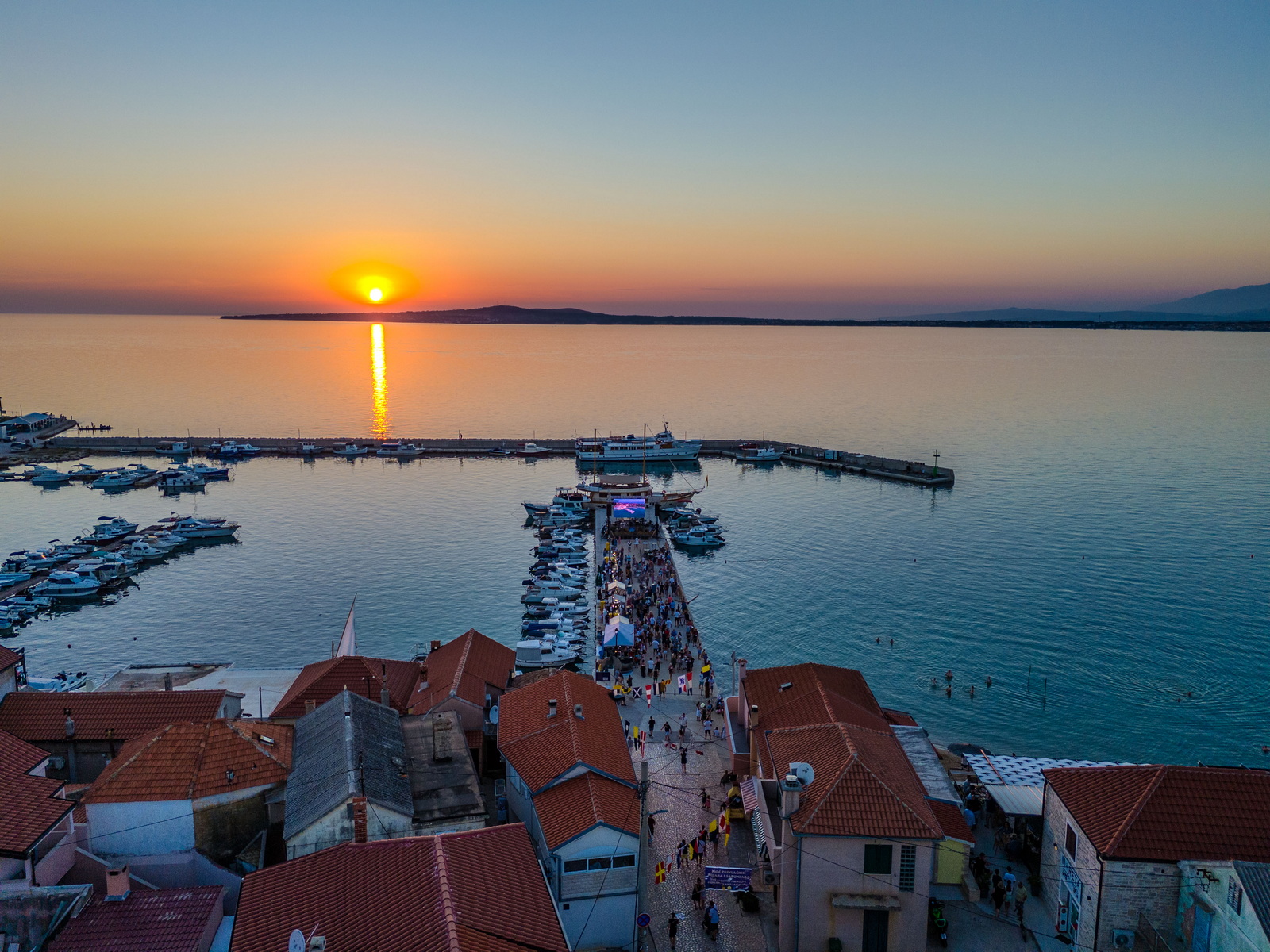 Noć privlačkih ribara i sabunjara 2024 @ luka Stari porat Noć privlačkih ribara i sabunjara 2024 @ luka Stari porat