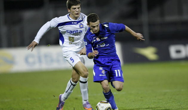 Zagreb, 071110.
Stadion u Maksimiru.
Utakmica prve Hrvatske nogometne lige izmedju Dinama i Zadra.
Na slici: Ivan Tomecak.
Foto: Goran Mehkek / Cropix