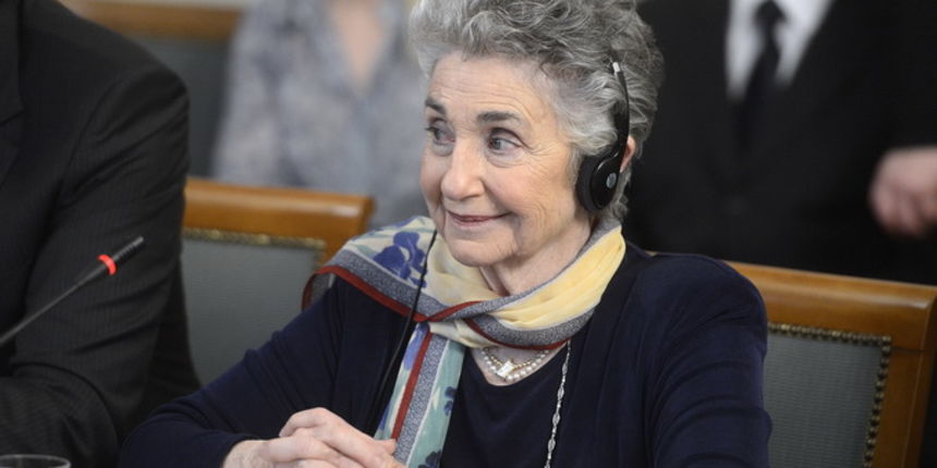 Zagreb, 310113.
Markov trg, Sabor.
Susret zastupnika i razgovor s dr. Judith Reisman na temu “Spolni odgoj u skolama Zagreb, 310113.
Markov trg, Sabor.
Susret zastupnika i razgovor s dr. Judith Reisman na temu “Spolni odgoj u skolama