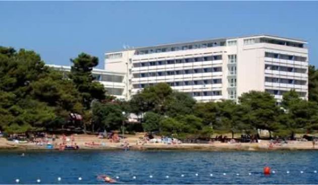 Pinija (hotel-pinija.hr)