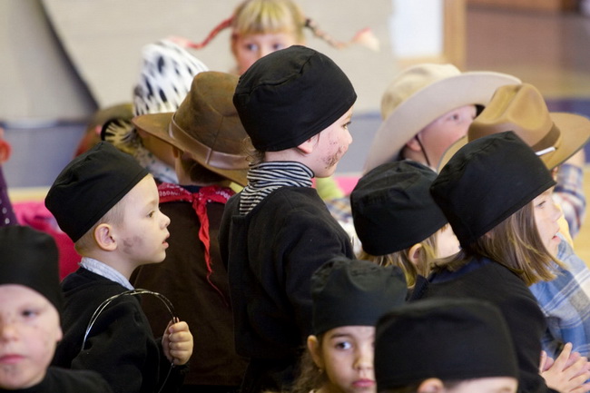 Biograd na Moru: Djecji karneval 6. veljace 2010, Foto: Franjo Juric