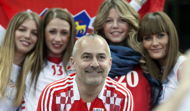 Barcelona 250113.
Gradska dvorana Palau Sant Jordi.
Svjetsko prvenstvo u rukometu za muskarce Spanjolska 2013.
Utakmica polufinala izmedju Hrvatske i Danske.
Na fotografiji: Vladimir Canjuga i navijaci.
Foto: Ante Cizmic / CROPIX