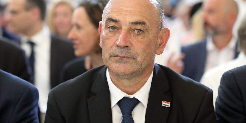 Ministar Tomo Medved Ministar Tomo Medved