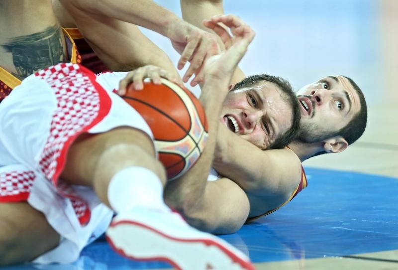 08.09.2015., Arena Zagreb, Zagreb – EuroBasket 2015., skupina C, 03. kolo, Hrvatska – Makedonija. Foto: PIXSELL 08.09.2015., Arena Zagreb, Zagreb – EuroBasket 2015., skupina C, 03. kolo, Hrvatska – Makedonija. Foto: PIXSELL