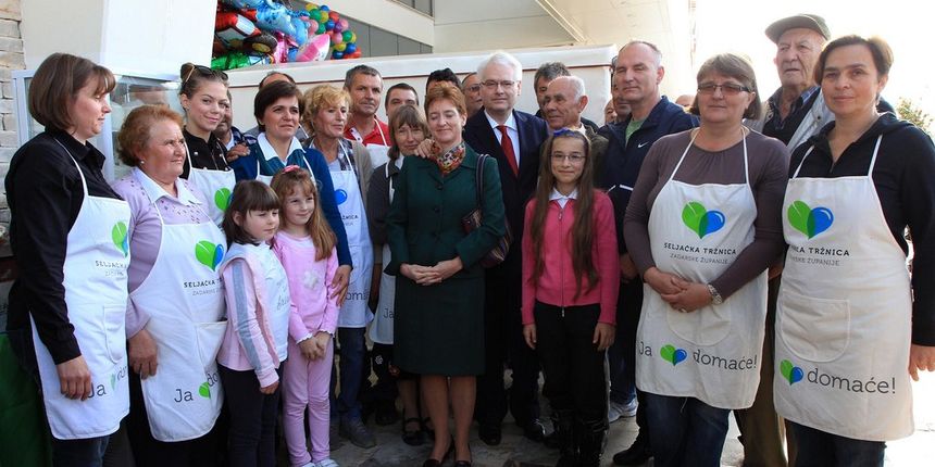 Image 685567 (auto) Image 685567 (auto)