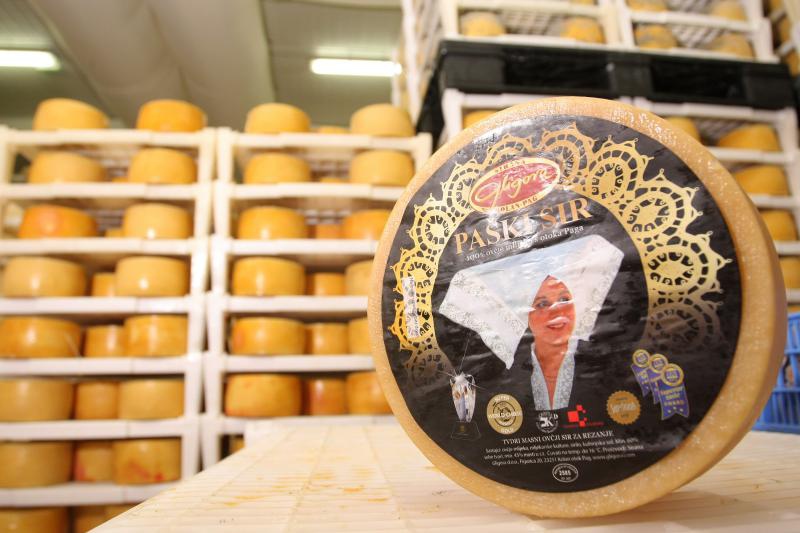 Paški sir sirane Gligora osvojio titulu najboljeg sira na svijetu, Photo: Dino Stanin/PIXSELL Paški sir sirane Gligora osvojio titulu najboljeg sira na svijetu, Photo: Dino Stanin/PIXSELL