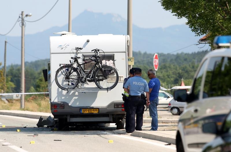 Stravična prometna nesreća u Ličkom Cerju na državnoj cesti D50