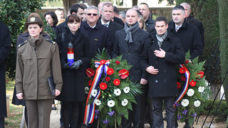 Image 1040151 (auto)