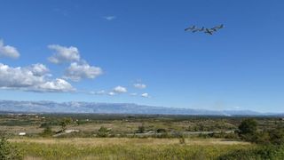 Zadar danas obiljezava 25. obljetnicu obrane Grada. 6. listopada 1991. otporom hrvatskih branitelja sprijecen je prodor srpskih snaga u grad. Kod spomen obiljezja na Dracevcu odrzan je svecani skup. Photo: Dino Stanin/PIXSELL