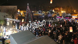 Vir: Božićna fešta uz Dražena Zečića Zeku Vir: Božićna fešta uz Dražena Zečića Zeku
