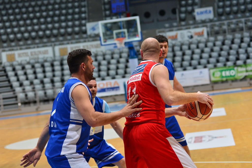 IV Masters veterana: KK Pet bunara – KK Mladost 43-56 IV Masters veterana: KK Pet bunara – KK Mladost 43-56