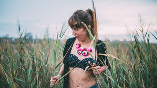 Deseriz jesenski editorijal, nakit, Visnja Knezevic Deseriz jesenski editorijal, nakit, Visnja Knezevic