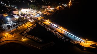 Vatromet, tisuće konfeta, šampanjac, prskalice i koncert Ivana Zaka i Tempo Banda