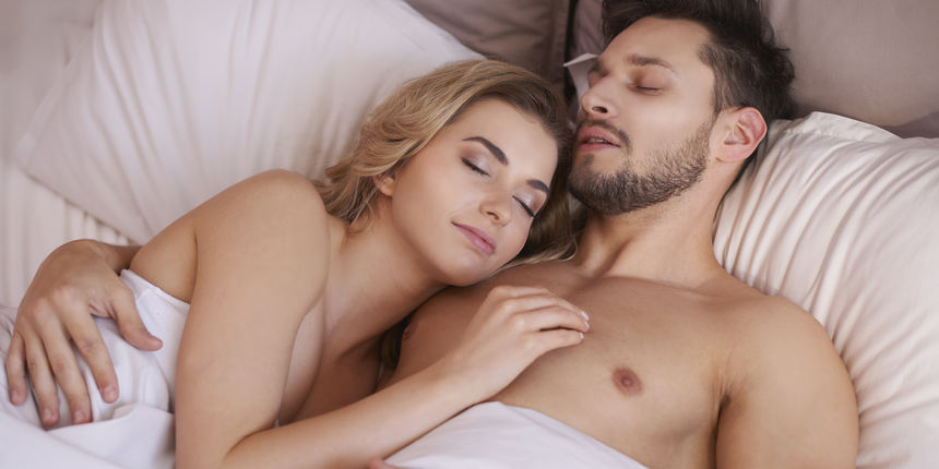 Seks u snu ili seksomnija – stanje kada se osoba bavi seksualnim aktivnostima dok još spava. Ovaj je slučaj vrlo sličan mjesečarenju, dok um spava – tijelo je budno Seks u snu ili seksomnija – stanje kada se osoba bavi seksualnim aktivnostima dok još spava. Ovaj je slučaj vrlo sličan mjesečarenju, dok um spava – tijelo je budno