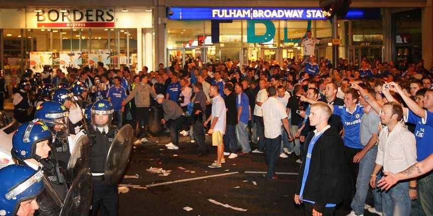 Chelsea fans (Foto: dailymail.co.uk)
