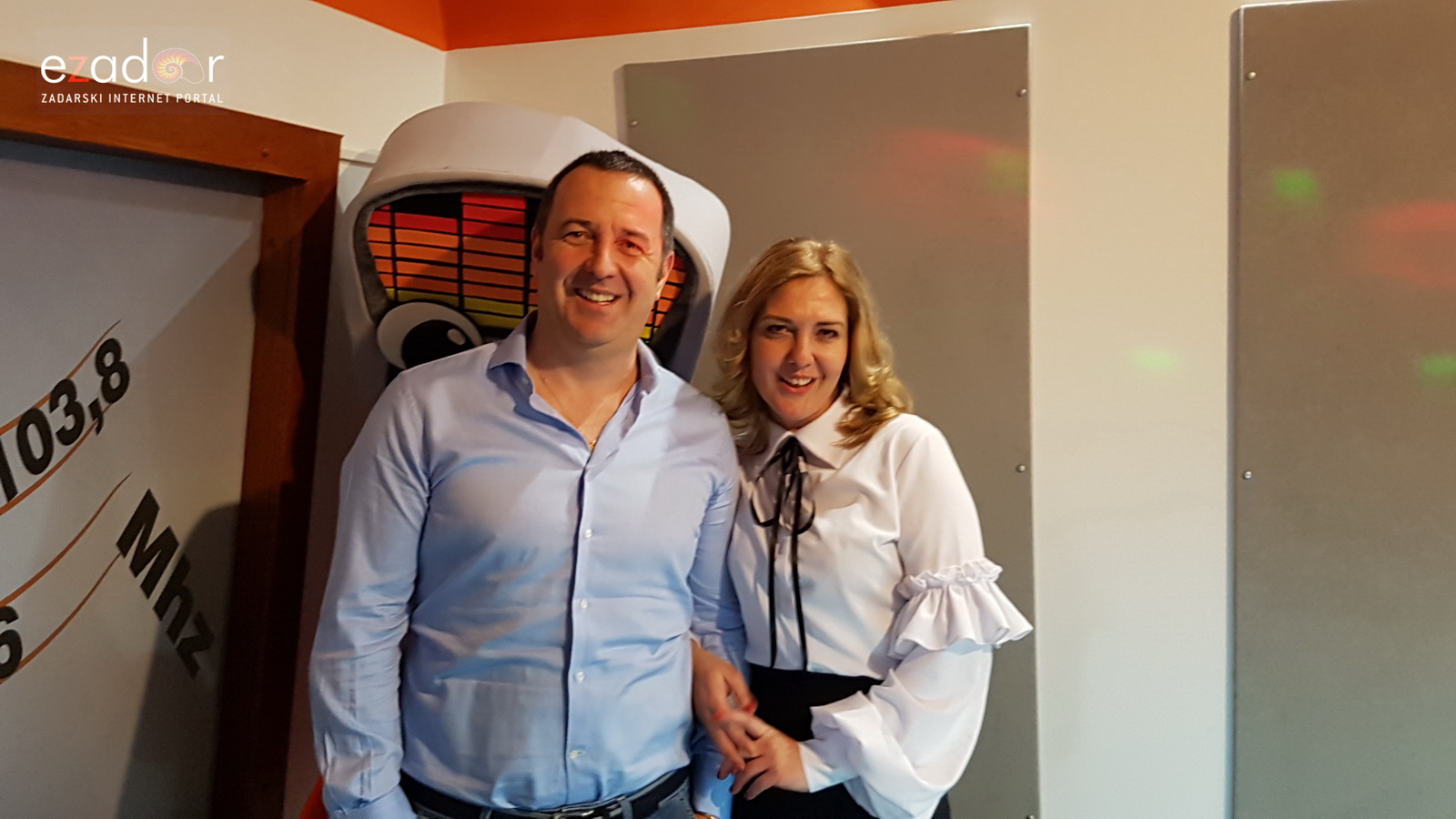 Božićni domijenak i premijera novog studija Novog radija