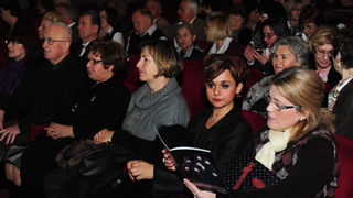 Zadar, 23.02.2012. snimio: Nenad Marčev
Gradsko kazalište Marina Držića Dubrovnik
Milan Ogrizović
HASANAGINICA
redatelj: Ivan Leo Lemo
Igraju: Jasna Jukić, Vladimir Posavec, Slavko Juraga, Milka Podrug Kokotović, Izmira Brautović, Lana Helena Hul Zadar, 23.02.2012. snimio: Nenad Marčev
Gradsko kazalište Marina Držića Dubrovnik
Milan Ogrizović
HASANAGINICA
redatelj: Ivan Leo Lemo
Igraju: Jasna Jukić, Vladimir Posavec, Slavko Juraga, Milka Podrug Kokotović, Izmira Brautović, Lana Helena Hul