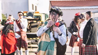 Škotski kiltovi preplavili zadarske Stanove Škotski kiltovi preplavili zadarske Stanove