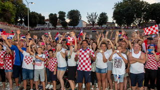 Veličanstven doček četvorice zadarskih Vatrenih od Gradskog mosta do Foruma