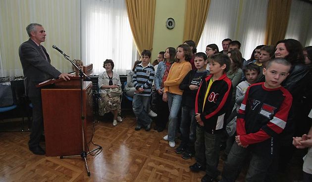 Image 1072189 (auto)